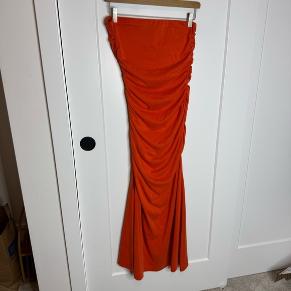 Anthropologie The Gabbie Strapless Ruched Tube Dress Red Orange Size Small - Picture 5 of 8